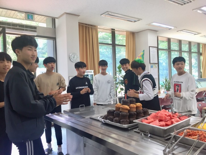 dabf2061ccf2623b430f75c149a10ed5_1561296