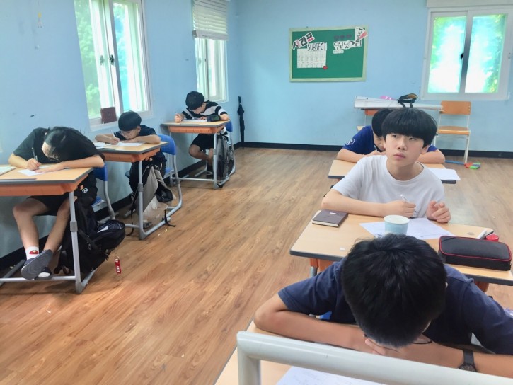 f064df5e1834c31ac7a8bffdcdf18fa8_1570974